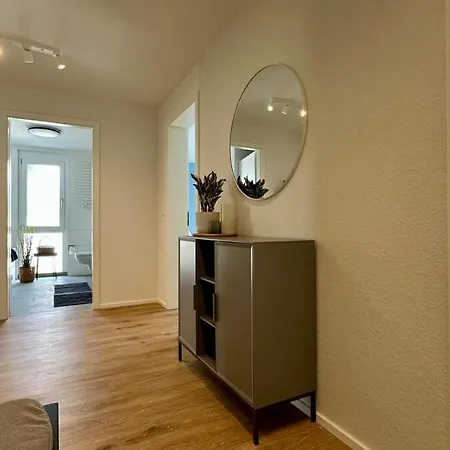 3-Zi-Neubauapartment Moebliert