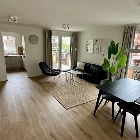 3-zi-neubauapartment Moebliert *